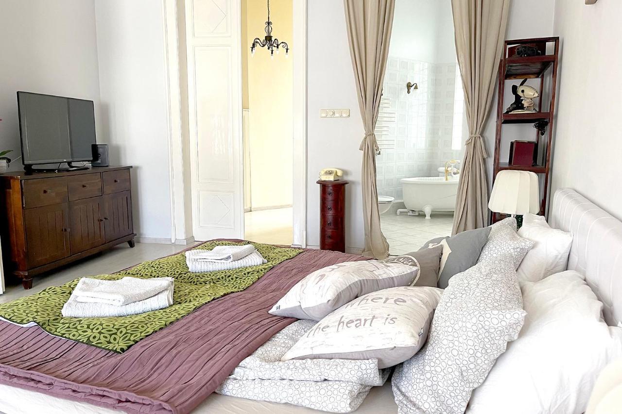 Elegant 125M2 Apartment In Center Of Budapeste Exterior foto