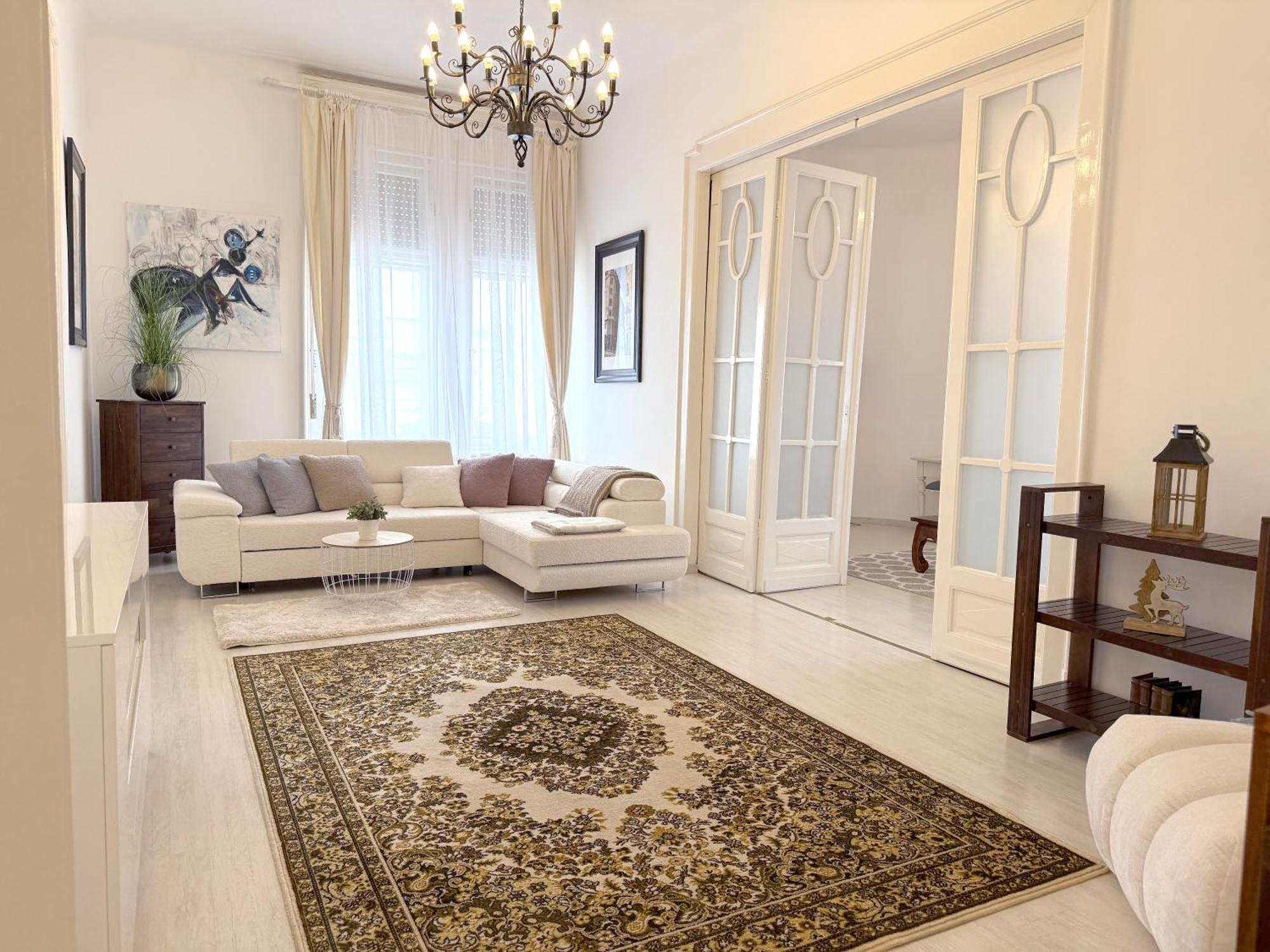 Elegant 125M2 Apartment In Center Of Budapeste Exterior foto