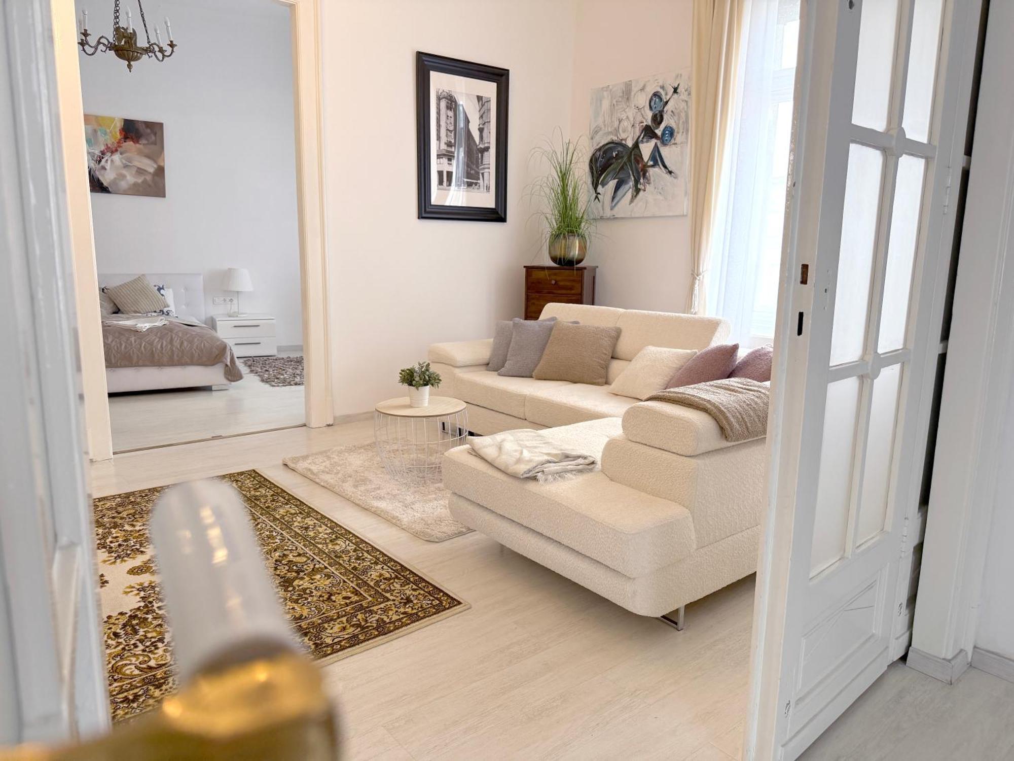 Elegant 125M2 Apartment In Center Of Budapeste Exterior foto