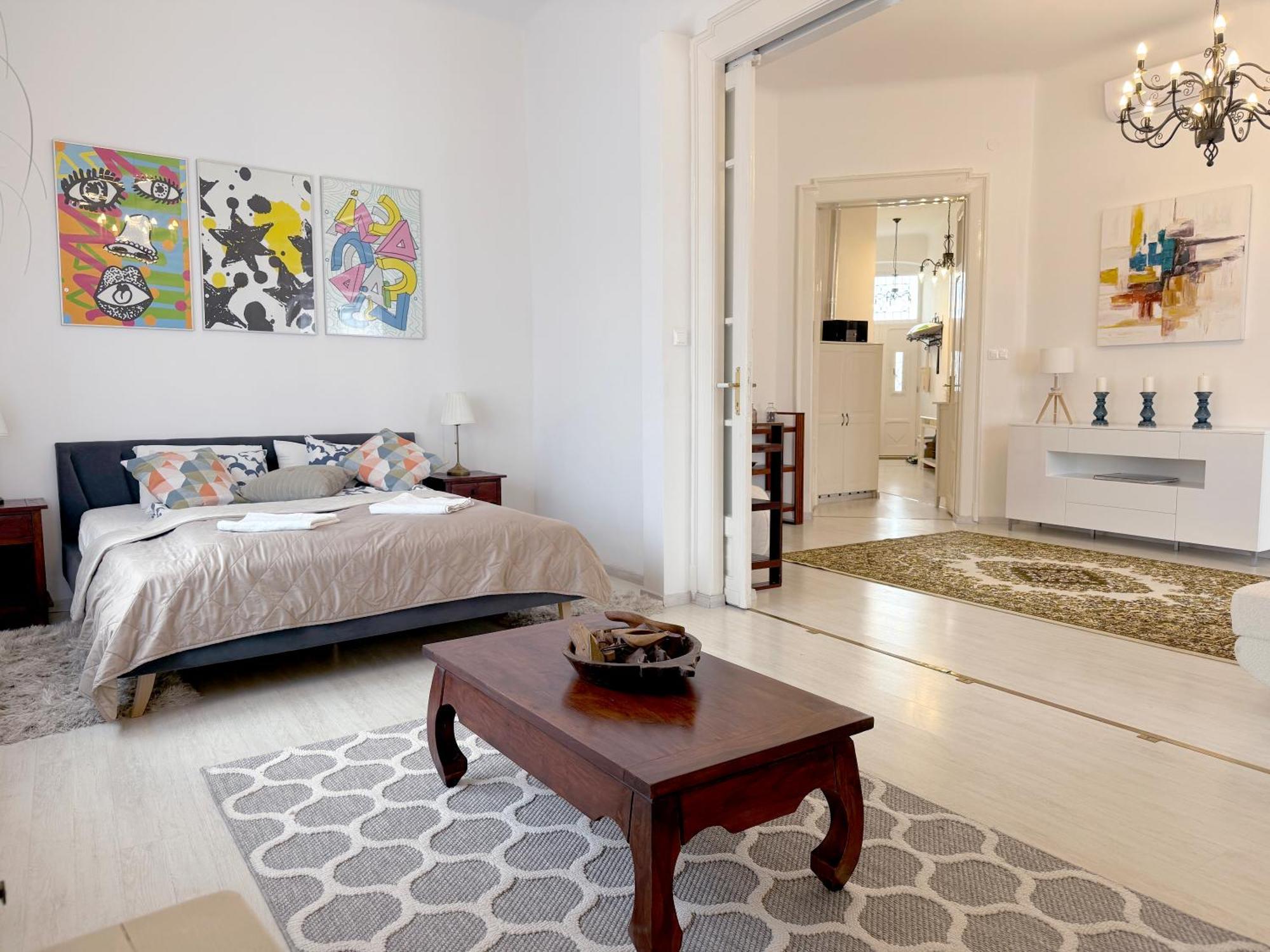 Elegant 125M2 Apartment In Center Of Budapeste Exterior foto