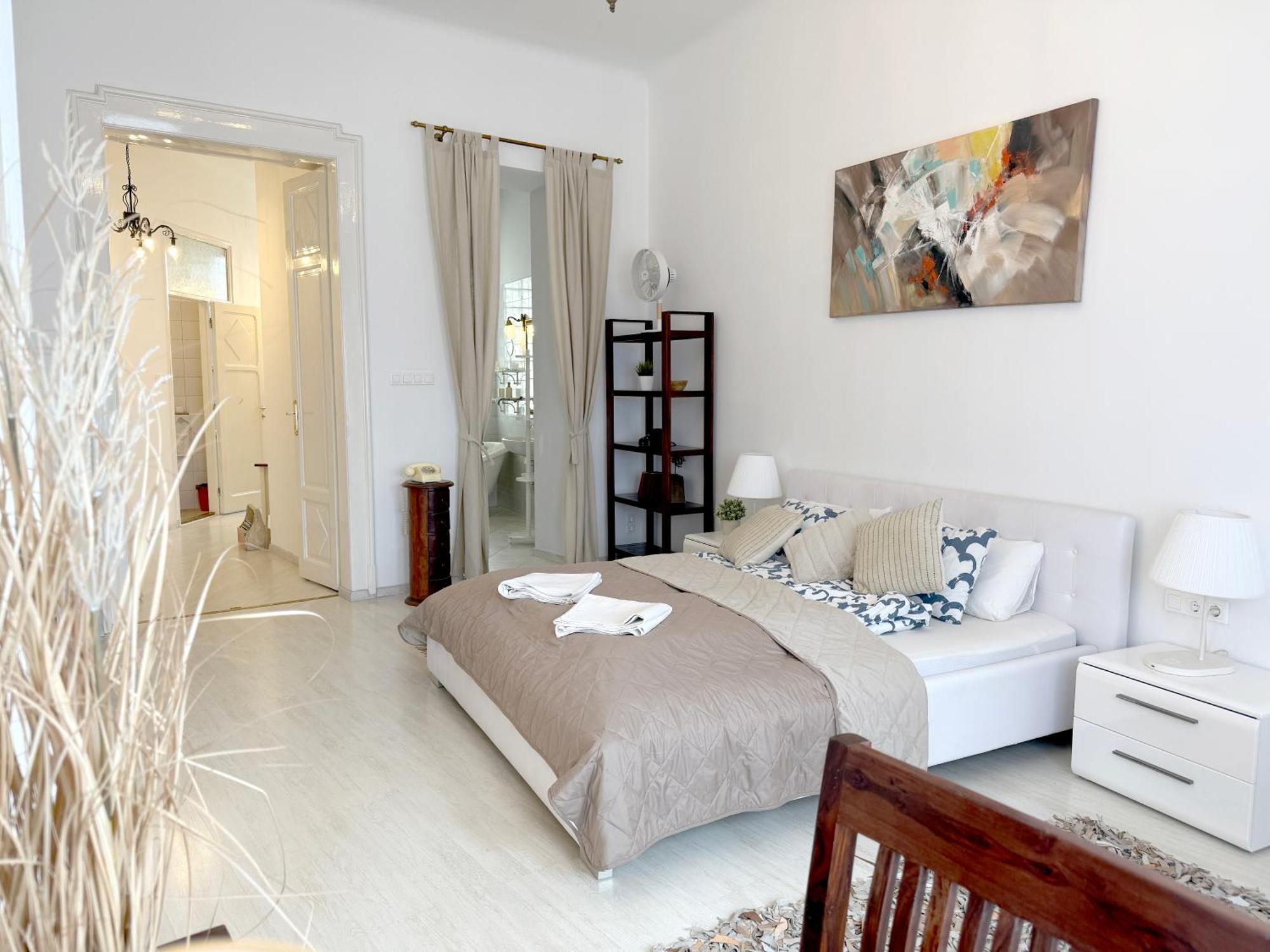 Elegant 125M2 Apartment In Center Of Budapeste Exterior foto
