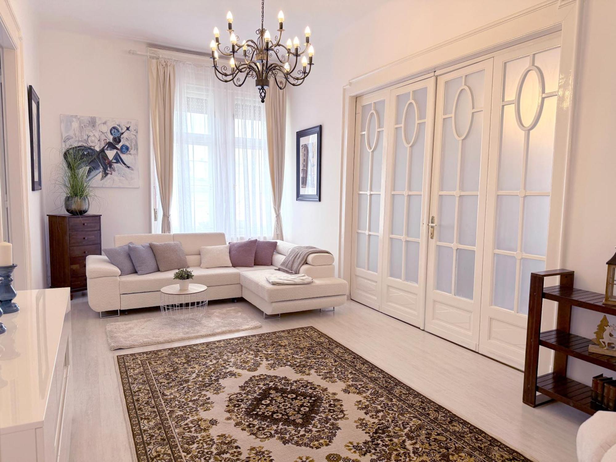 Elegant 125M2 Apartment In Center Of Budapeste Exterior foto